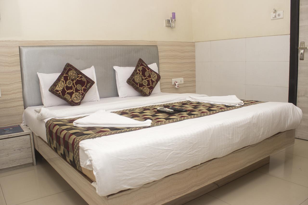 Kf Residency Hotel Mumbai Exterior photo